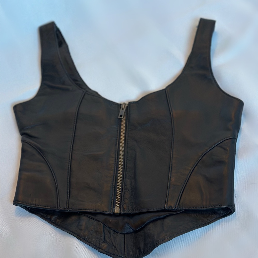 Women's Black Faux Leather Crop Top Tank - Picture 5 of 10